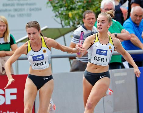 Sophia Junk wurde mit ihren Staffelkameradinnen zum ISTAF eingeladen (Foto: <a href="http://www.leichtathletik-foto.de/" target="_blank">Wolfgang Birkenstock</a>).